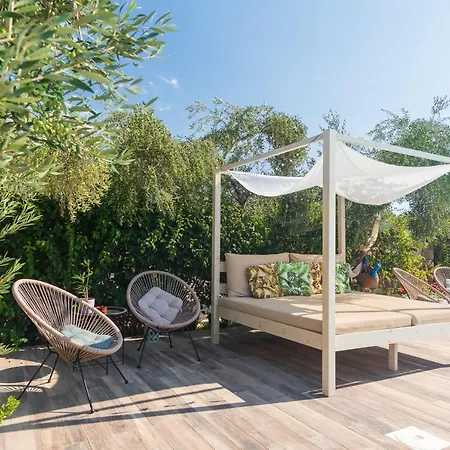 Aelia Guest house 4*